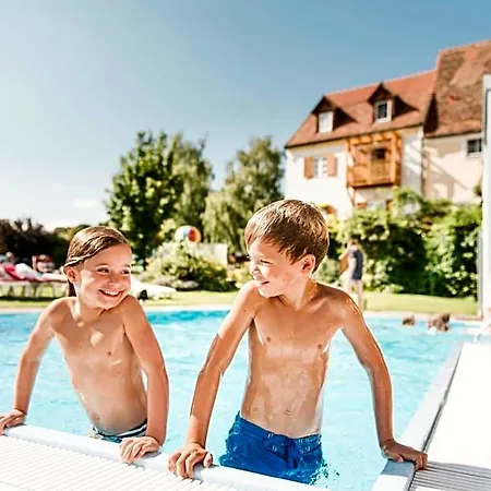 Ballonhotel 4* Kaindorf (Hartberg-Furstenfeld)