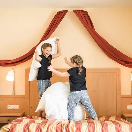 Ballonhotel Thaller Kaindorf (Hartberg-Furstenfeld)