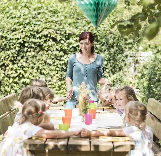 Hotel Ballonhotel Thaller Kaindorf (Hartberg-Furstenfeld)